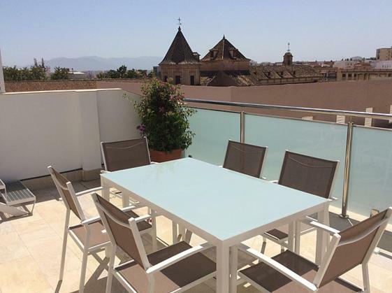 דירות מאלגה Victoria Luxury Penthouse מראה חיצוני תמונה